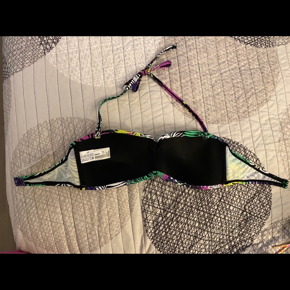 Bikini top - Picture 2 of 2